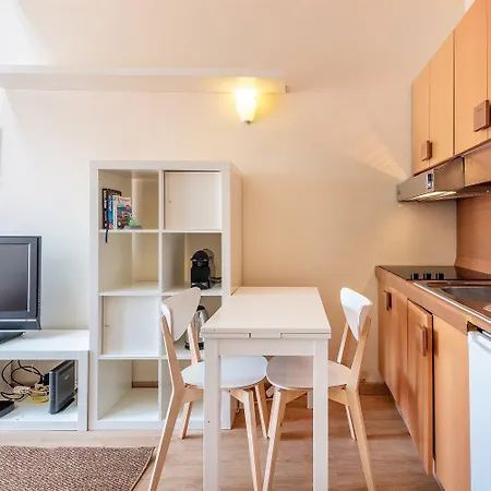 Guestready - Roof Views Apartman