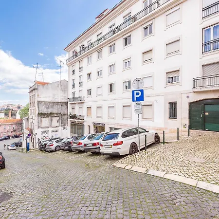 Guestready - Roof Views Apartman